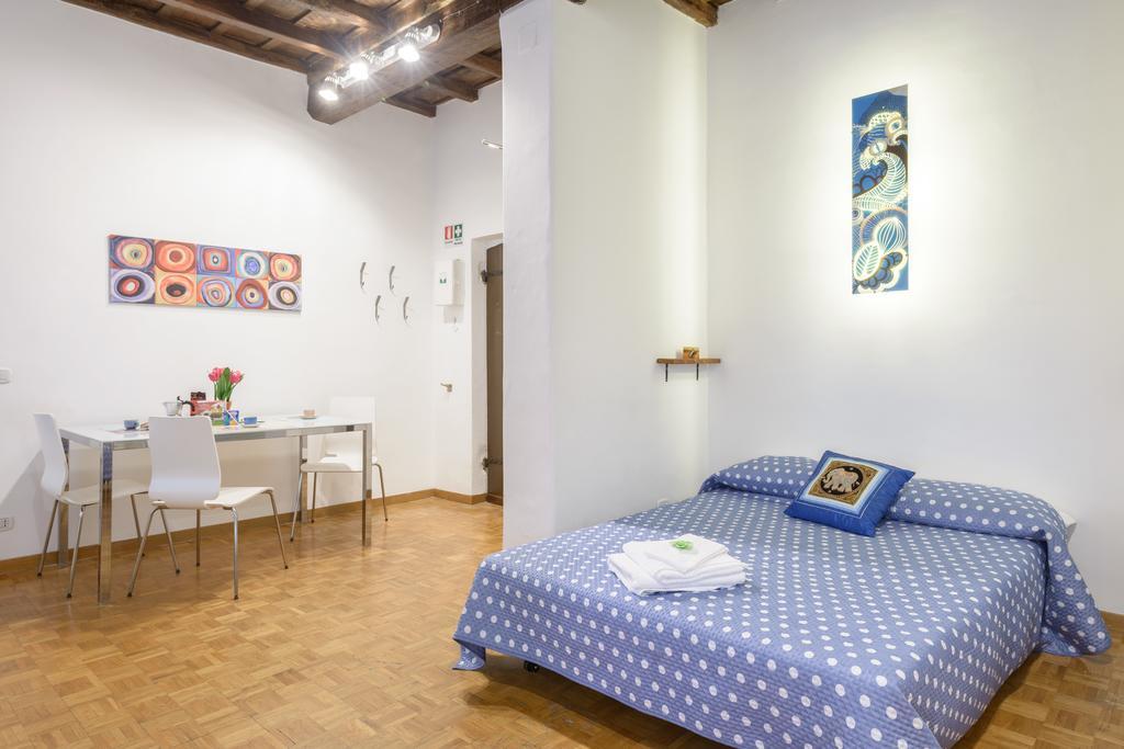 Casa Tua A Monti Apartment Рим Стая снимка