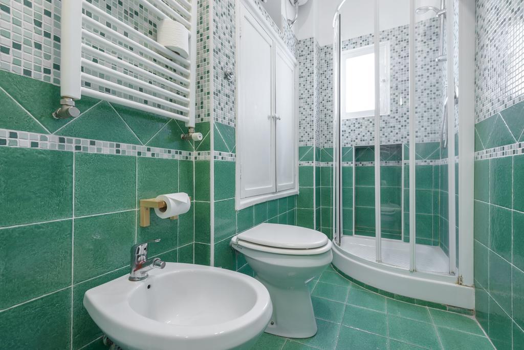 Casa Tua A Monti Apartment Рим Стая снимка