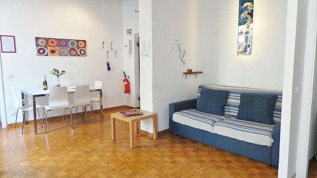 Casa Tua A Monti Apartment Рим Екстериор снимка