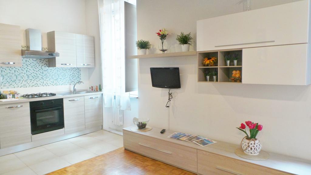 Casa Tua A Monti Apartment Рим Екстериор снимка